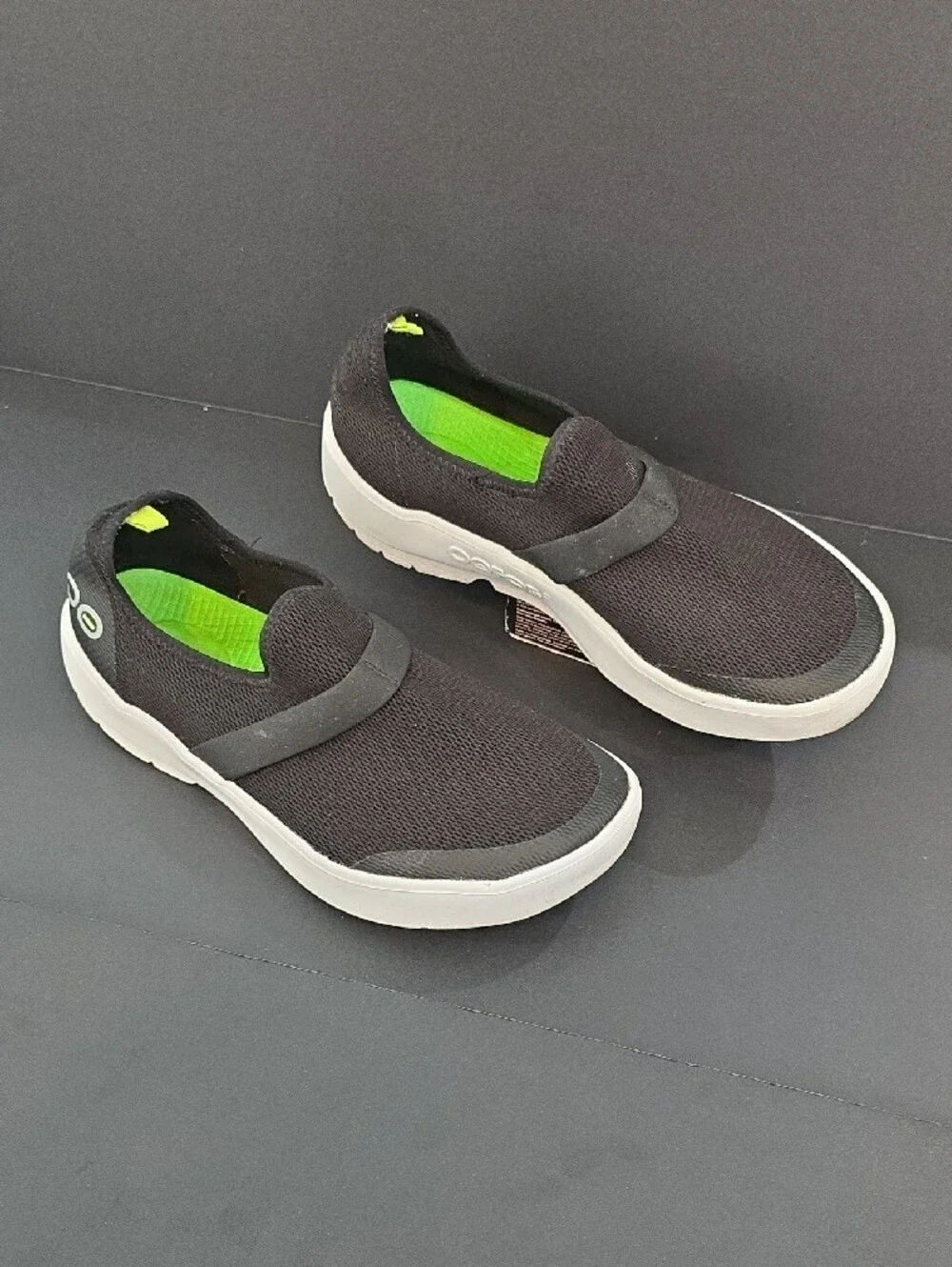 OOFOS Women's Black Slip-On Sneakers with Lime Accent Size 9